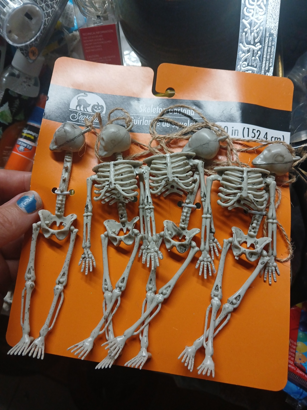 4 Skeleton Garland 60”x 5.5” - 4 Mini Skeletons Each- 1 Missing Ribcage